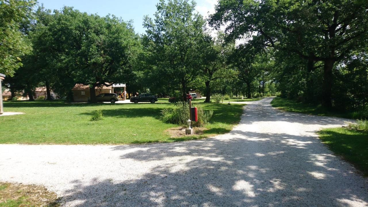 Domaine De Miraval Hotell Belleserre Exteriör bild